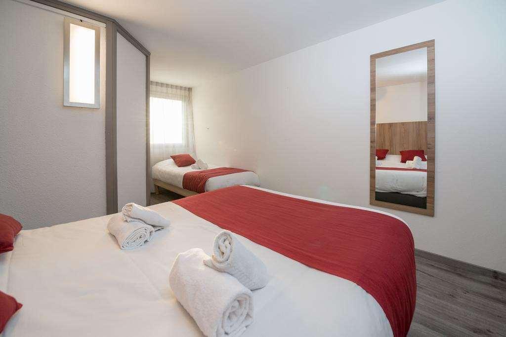 Brit Hotel Plaisance A9/A61 Narbonne Zimmer foto