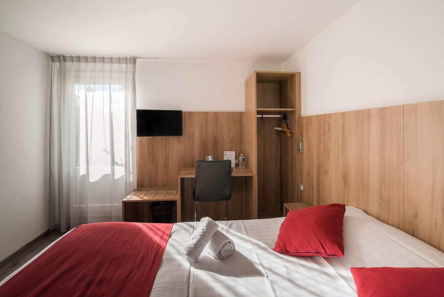 Brit Hotel Plaisance A9/A61 Narbonne Exterior foto