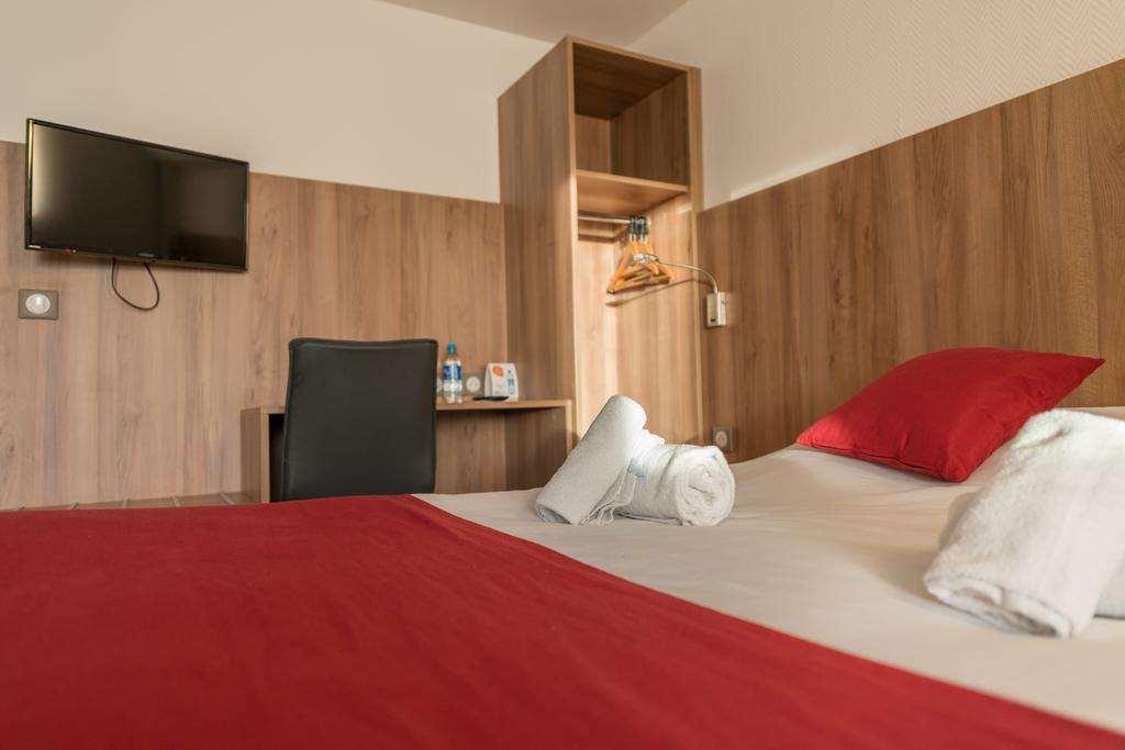 Brit Hotel Plaisance A9/A61 Narbonne Zimmer foto